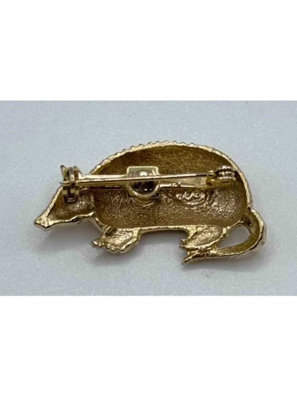 Signed JJ Armadillo Pin Textured Gold Tone Textured Shell Animal Brooch Vintage